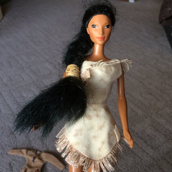 Pocahontas doll - Picture 10 of 12